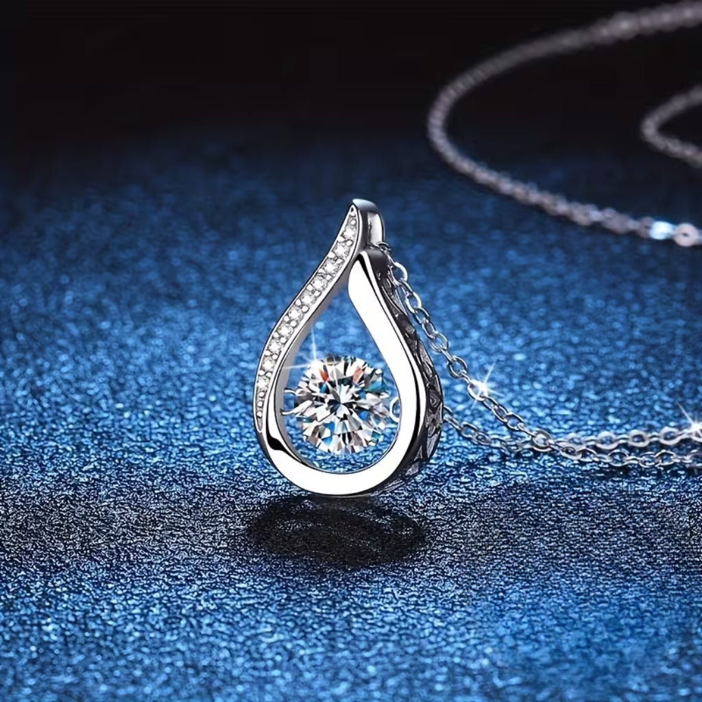 Beautiful Silver Necklace with Unique Style
