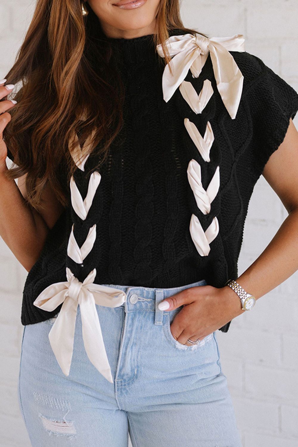 Bianca® | Short-sleeved sweater with stand-up collar and lacing