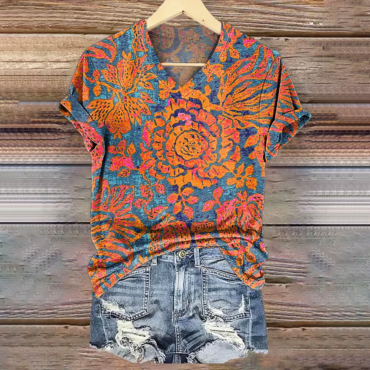 Women's Floral Art Print V-Neck T-Shirt