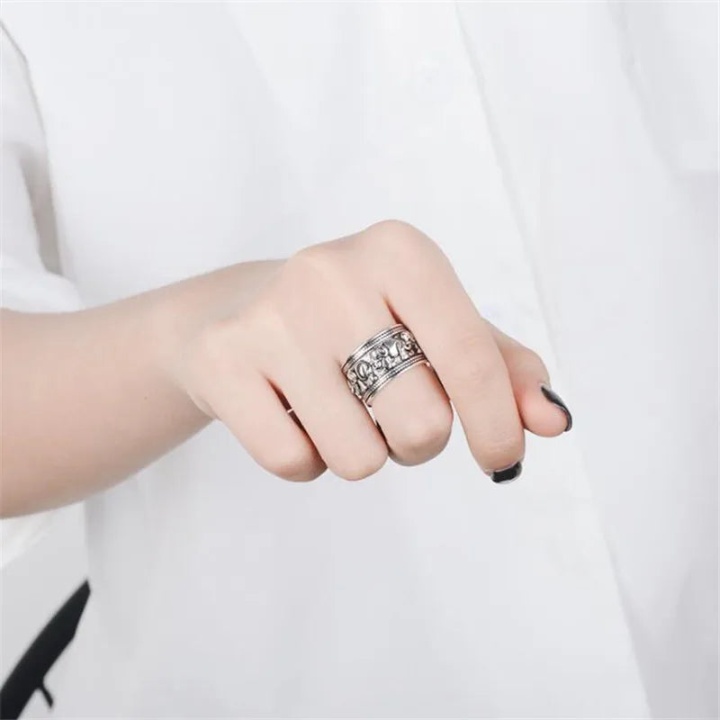 Stunning Silver Ring for Daily Wear