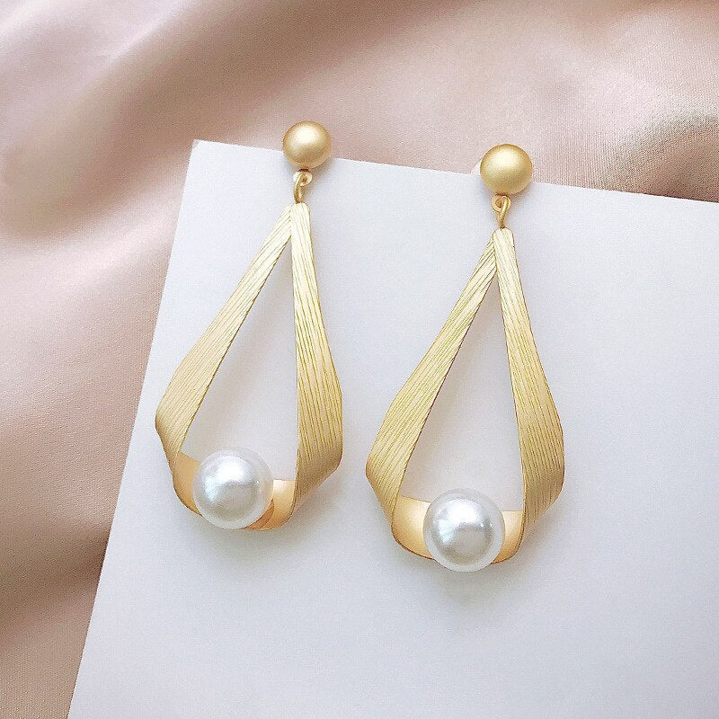 Delicate Artisan Pearl Earring