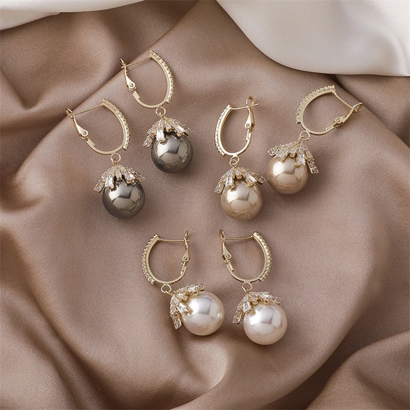 Charming Pearl Earring for Any Occasion