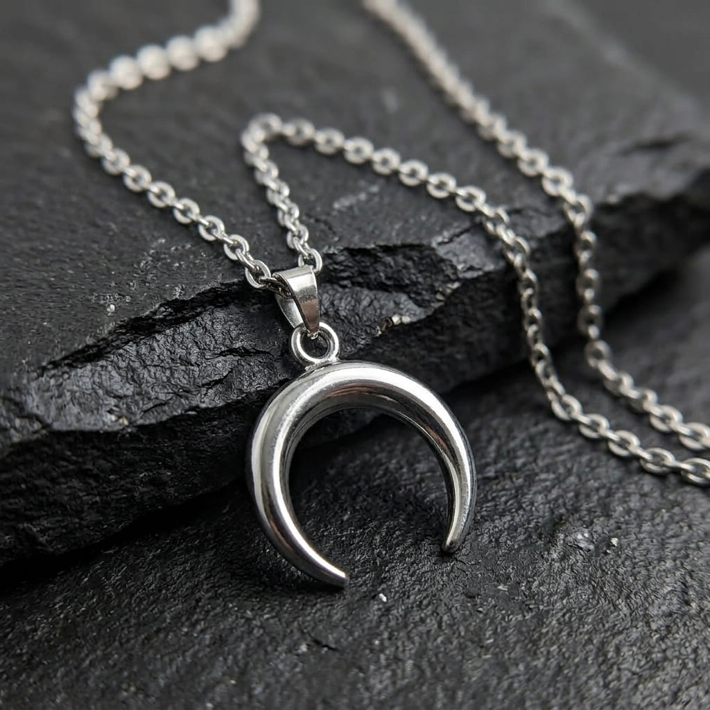 Lunaris Crescent Horn Necklace