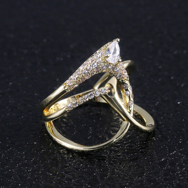 Charming Gold Ring for Any Occasion
