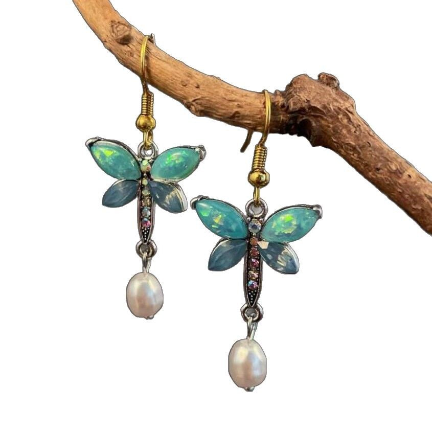 Stunning Pearl Earring for Daily Wear