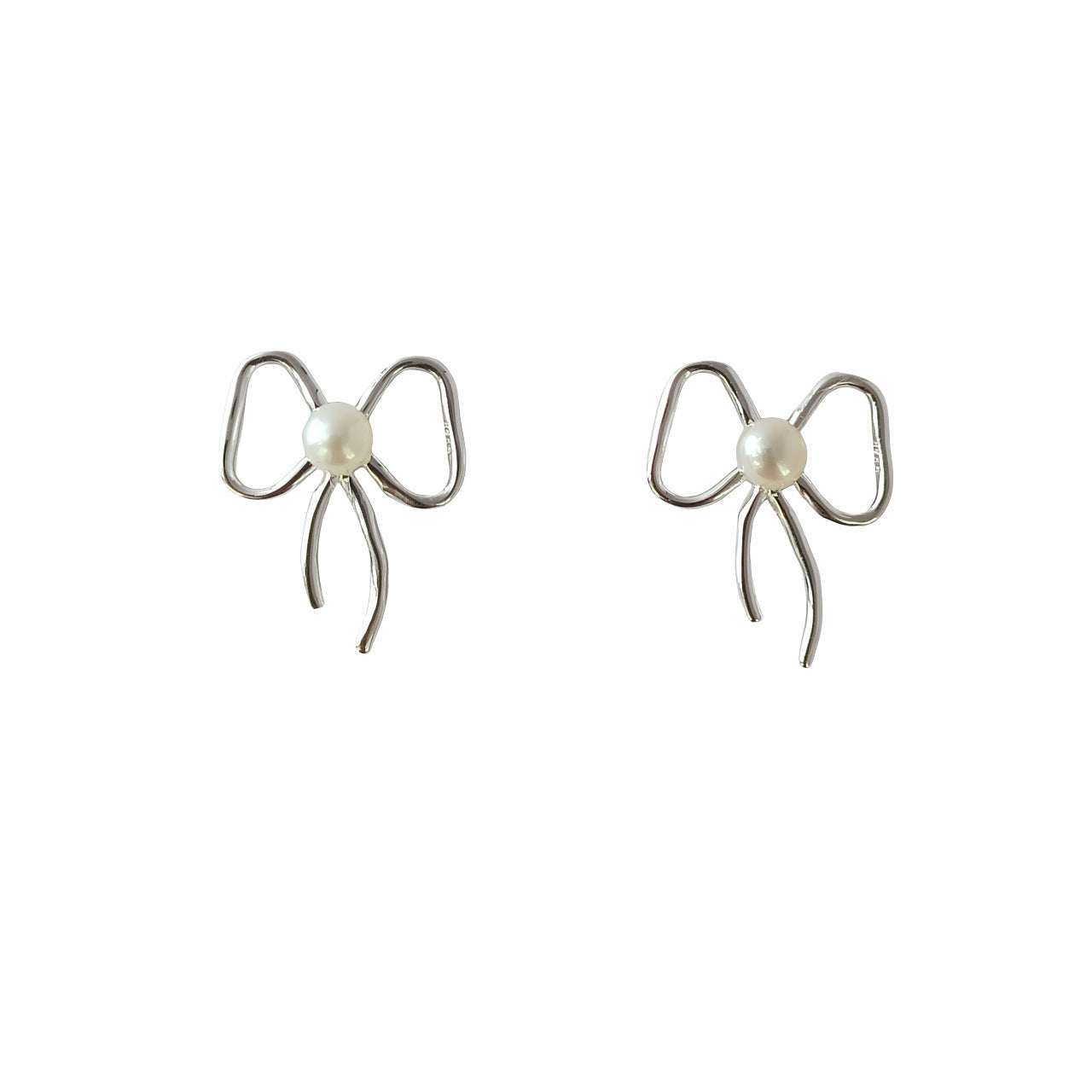 Delicate Artisan Pearl Earring