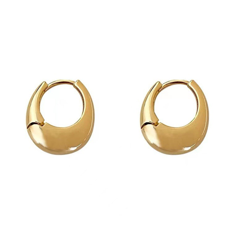 Classic Earring with Timeless Appeal
