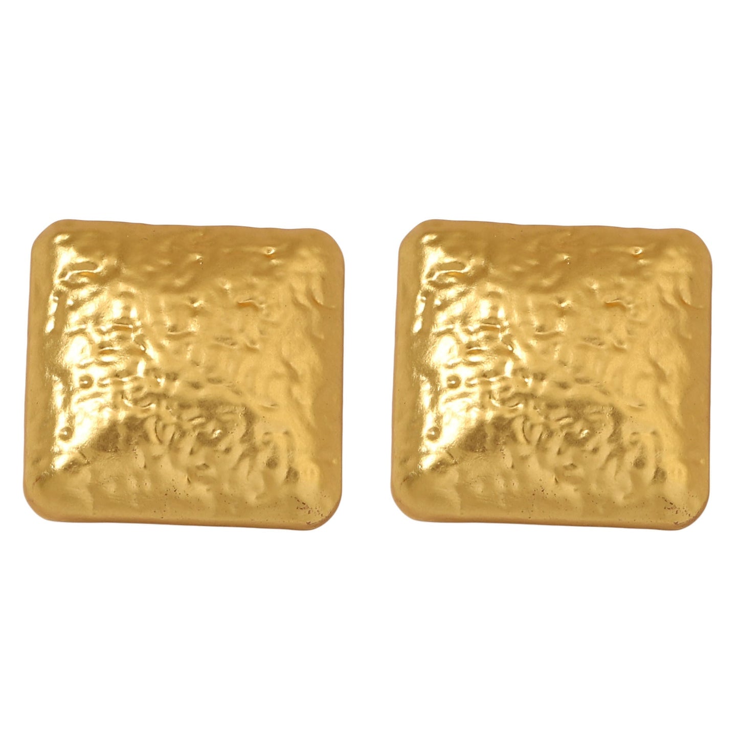Romantic Gold Earring for Special Moments