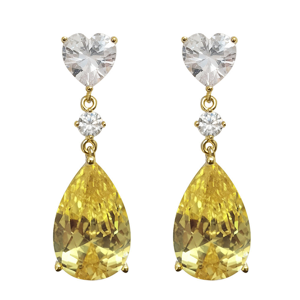 Charming Earring for Any Occasion