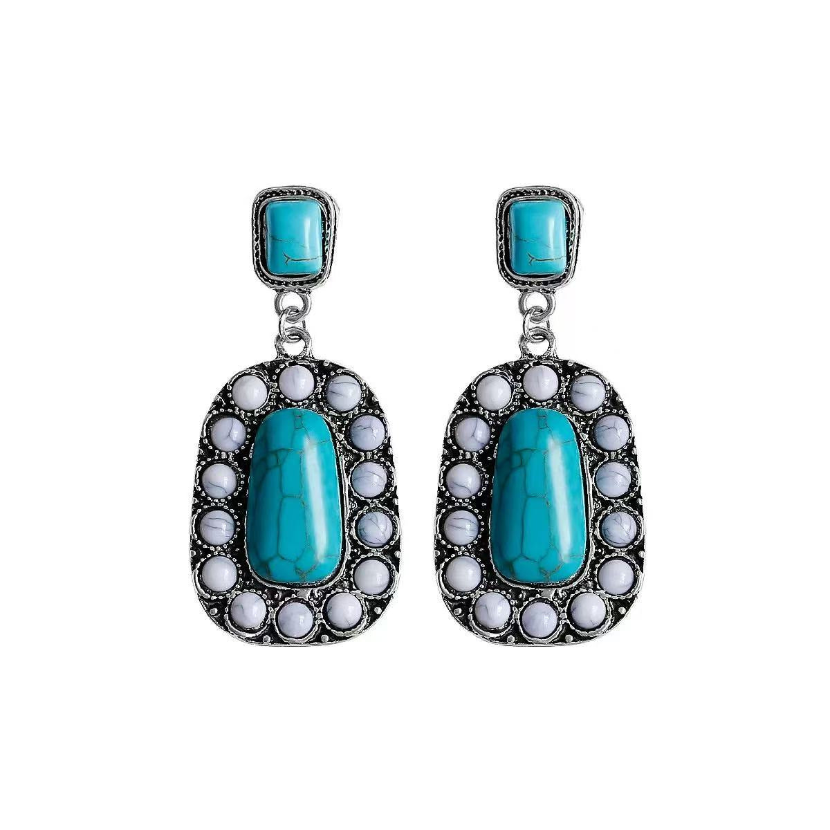 Elegant Earring for Every Occasion