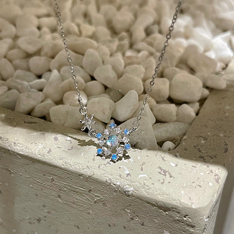 Beautiful Necklace with Unique Style