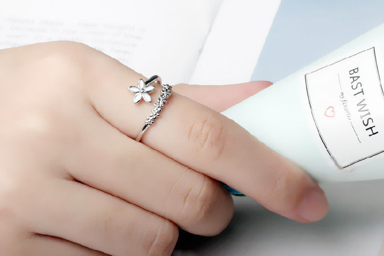 Beautiful Gold Ring with Unique Style