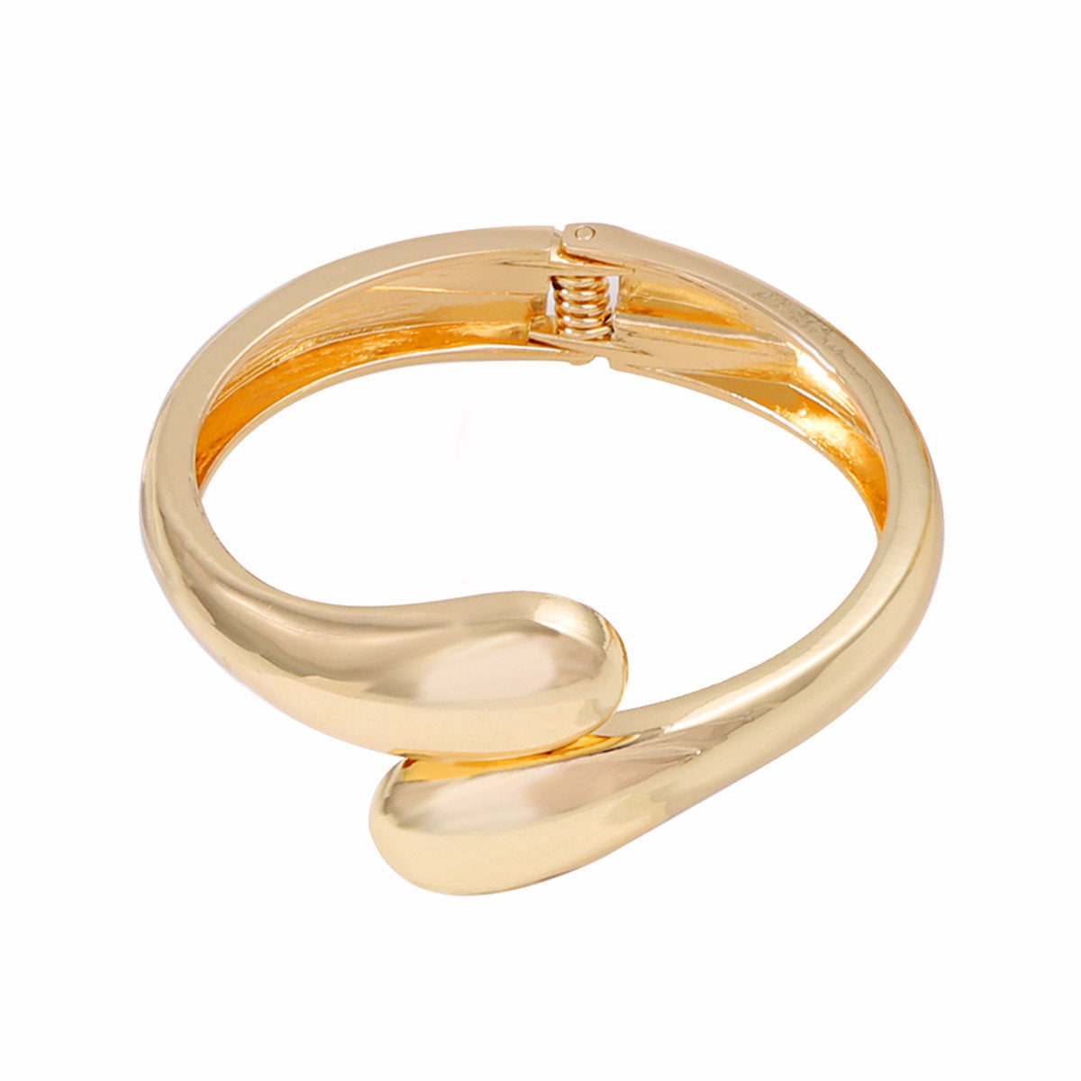 Charming Bracelet for Any Occasion