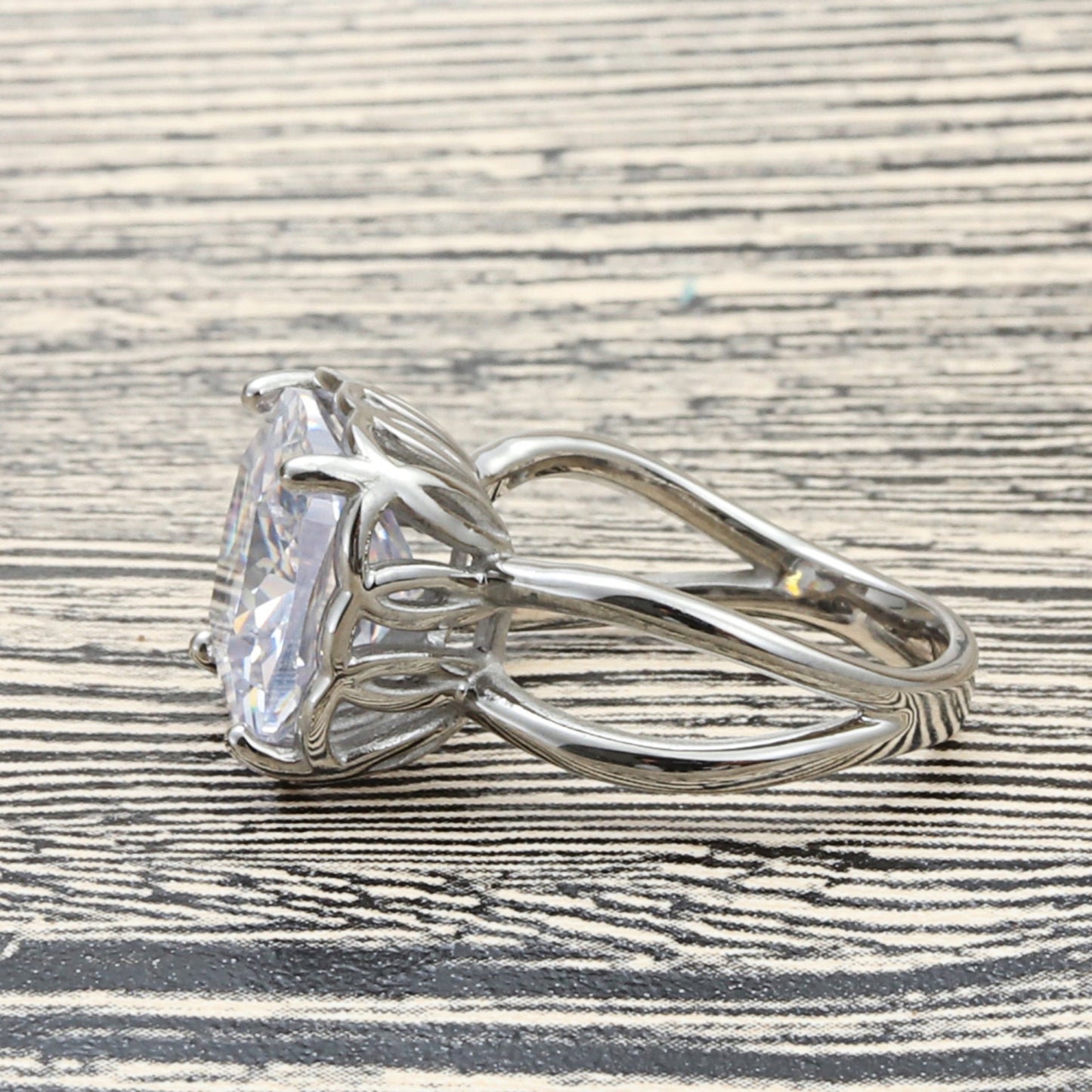 Classic Ring with Timeless Appeal