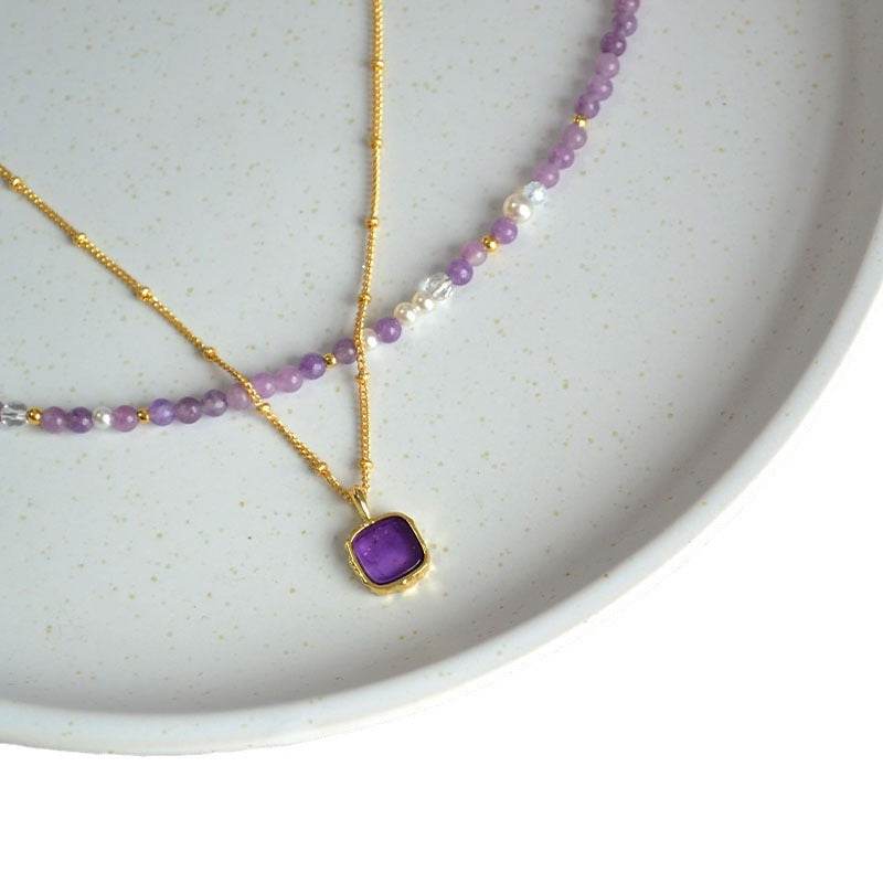 Beautiful Pearl Necklace with Unique Style