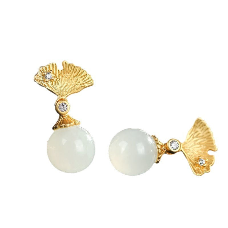 Romantic Silver Earring for Special Moments