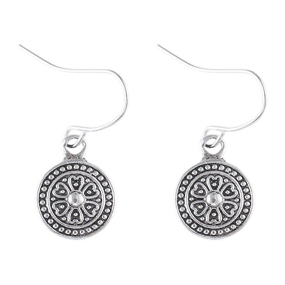 Charming Earring for Any Occasion