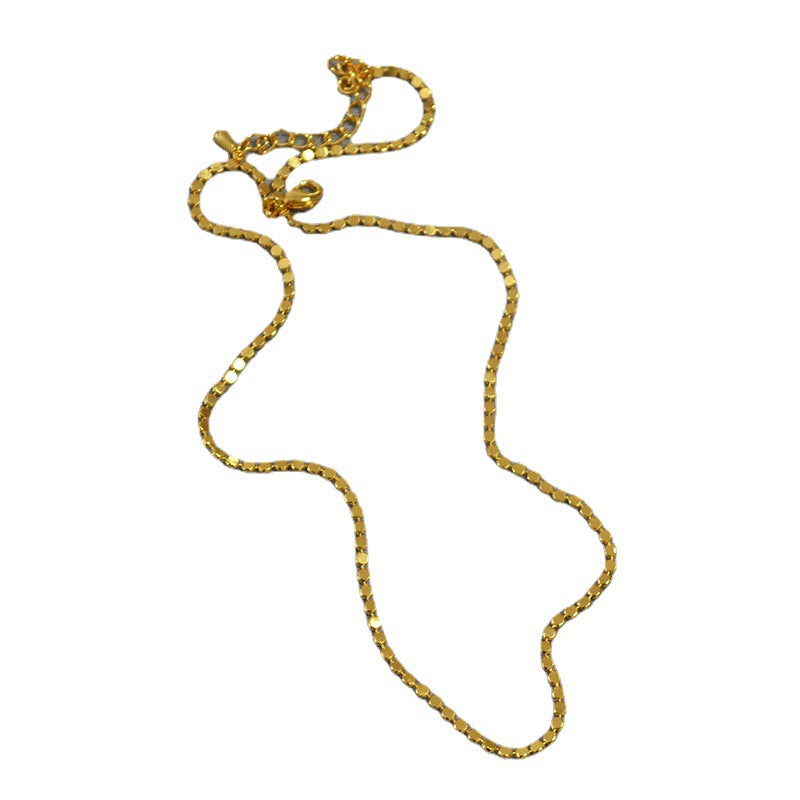 Beautiful Gold Necklace with Unique Style