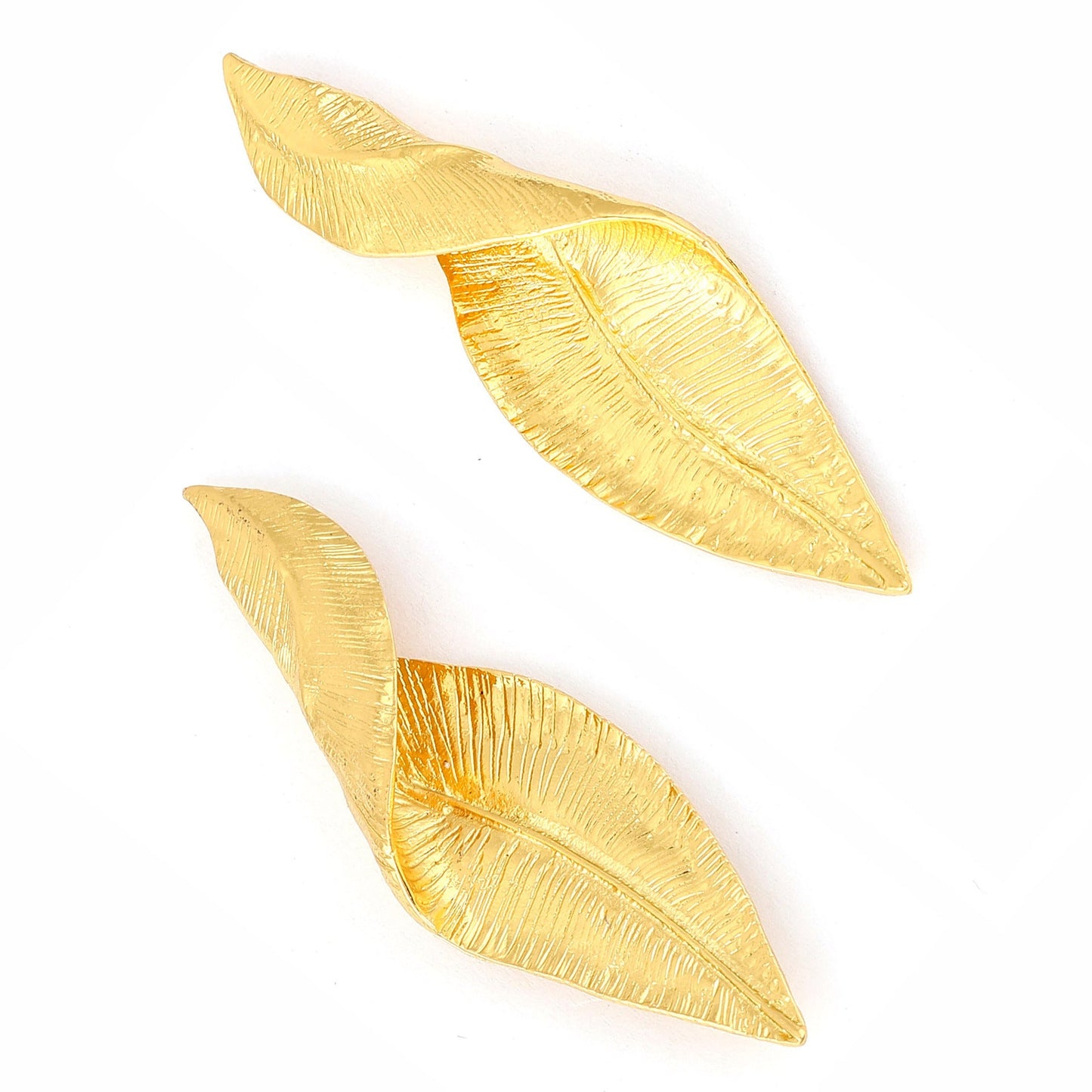 Beautiful Gold Earring with Unique Style
