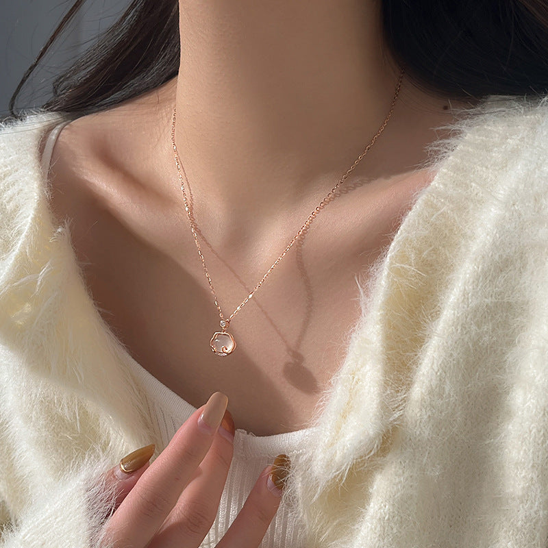 Classic Necklace with Timeless Appeal