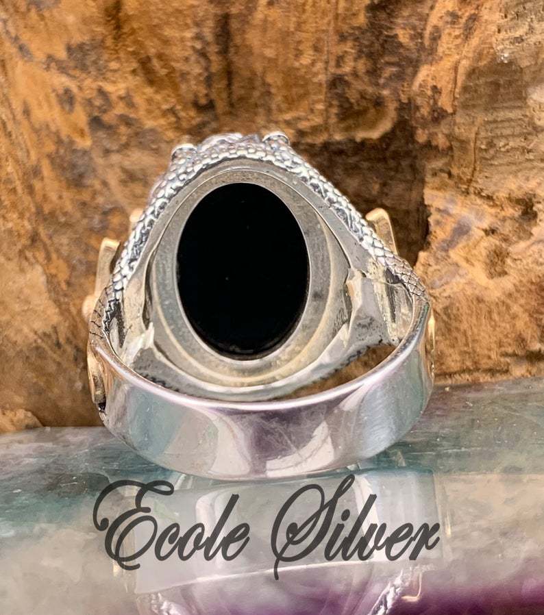 Stunning Silver Bracelet for Daily Wear