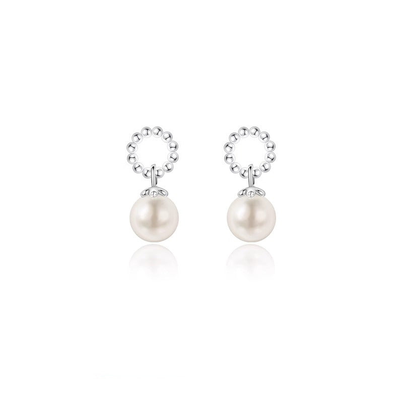 Beautiful Pearl Earring with Unique Style