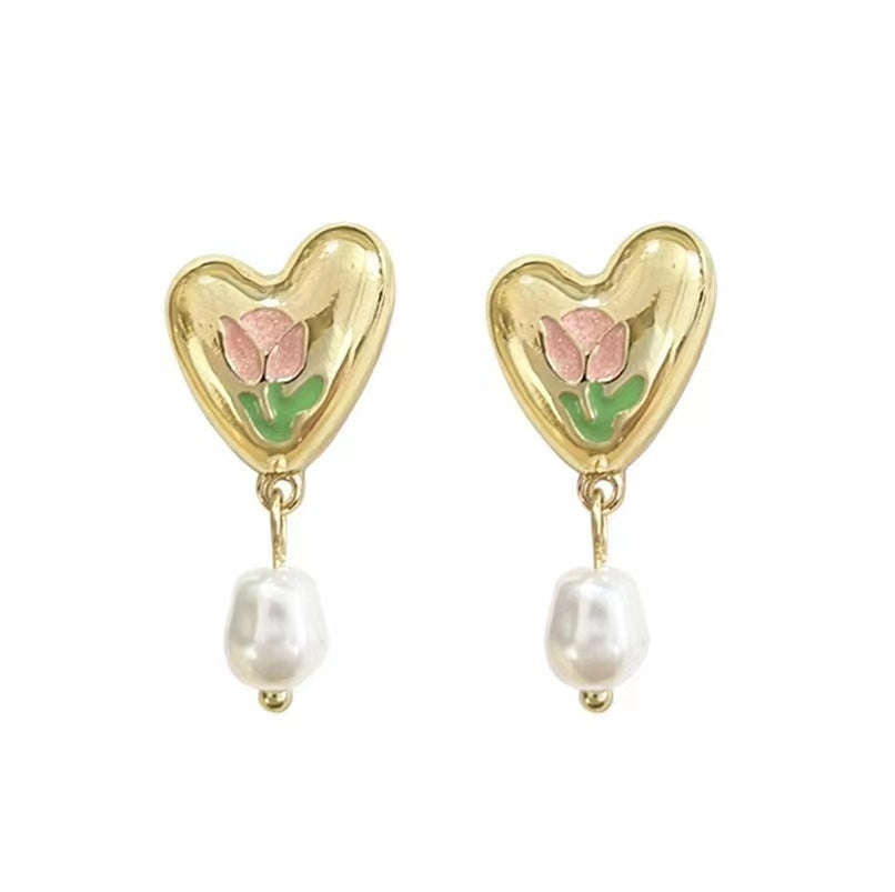 Romantic Pearl Earring for Special Moments