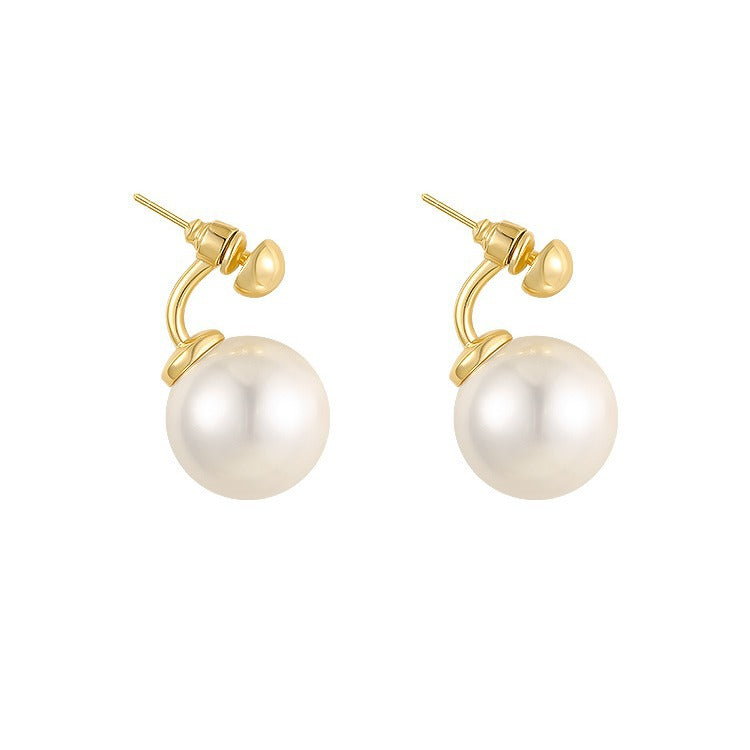 Stunning Pearl Earring for Daily Wear