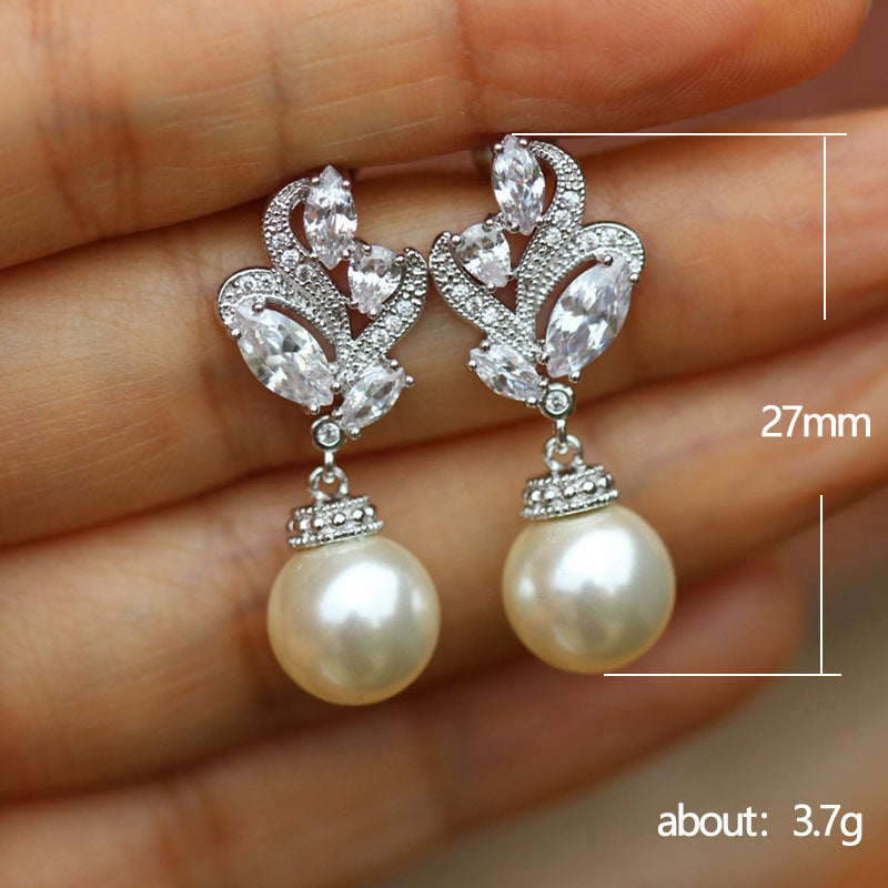 Stunning Pearl Earring for Daily Wear