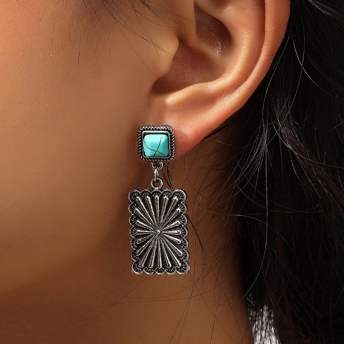 Romantic Earring for Special Moments