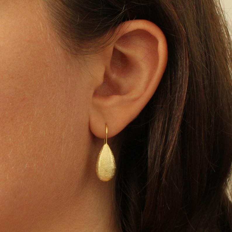 Elegant Silver Earring for Every Occasion