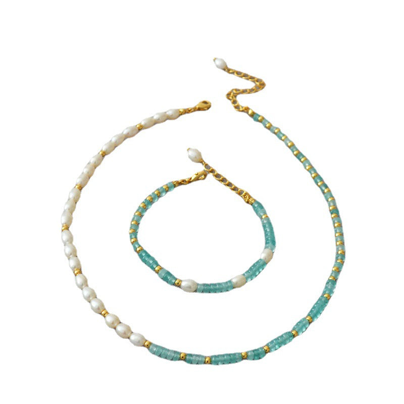 Romantic Pearl Necklace for Special Moments