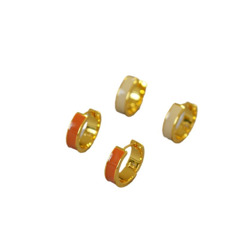Beautiful Gold Earring with Unique Style
