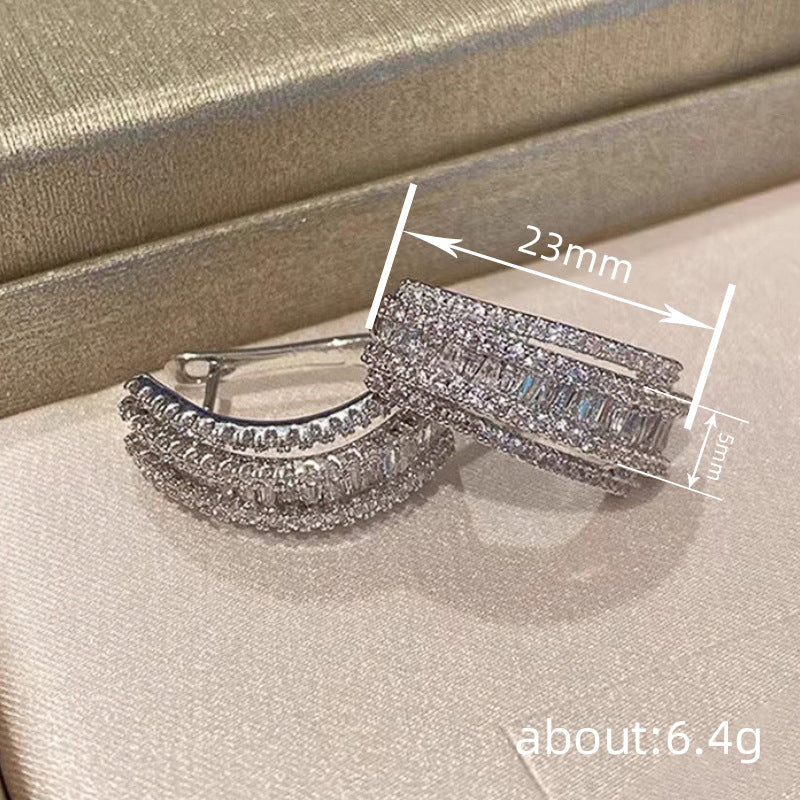Elegant Earring for Every Occasion