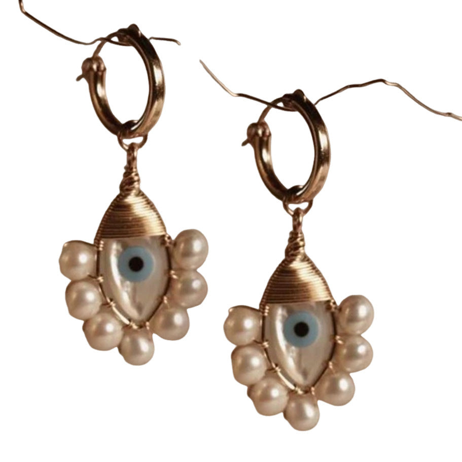 Beautiful Pearl Earring with Unique Style