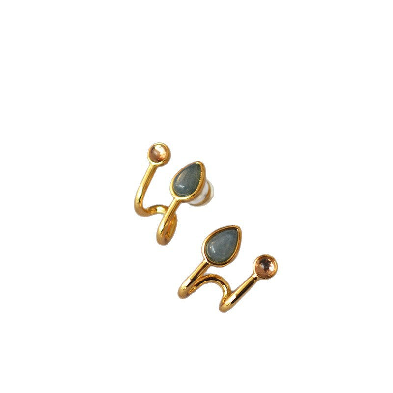 Beautiful Gold Earring with Unique Style