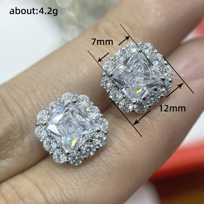 Beautiful Earring with Unique Style