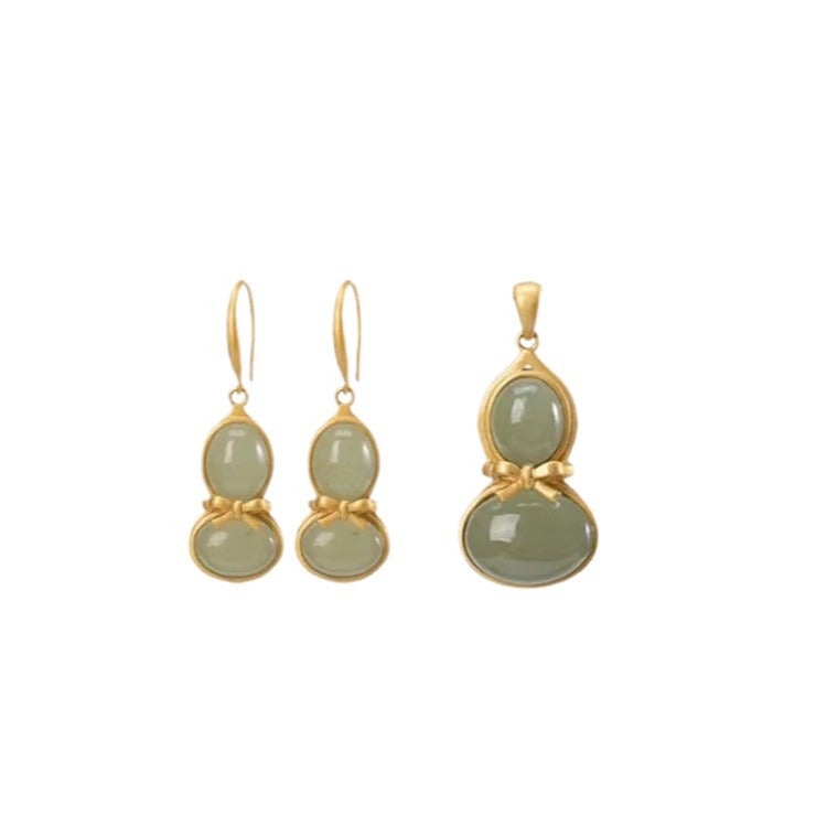 Vintage Handmade Gold Earring