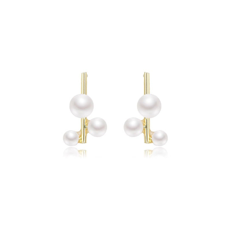 Charming Pearl Earring for Any Occasion