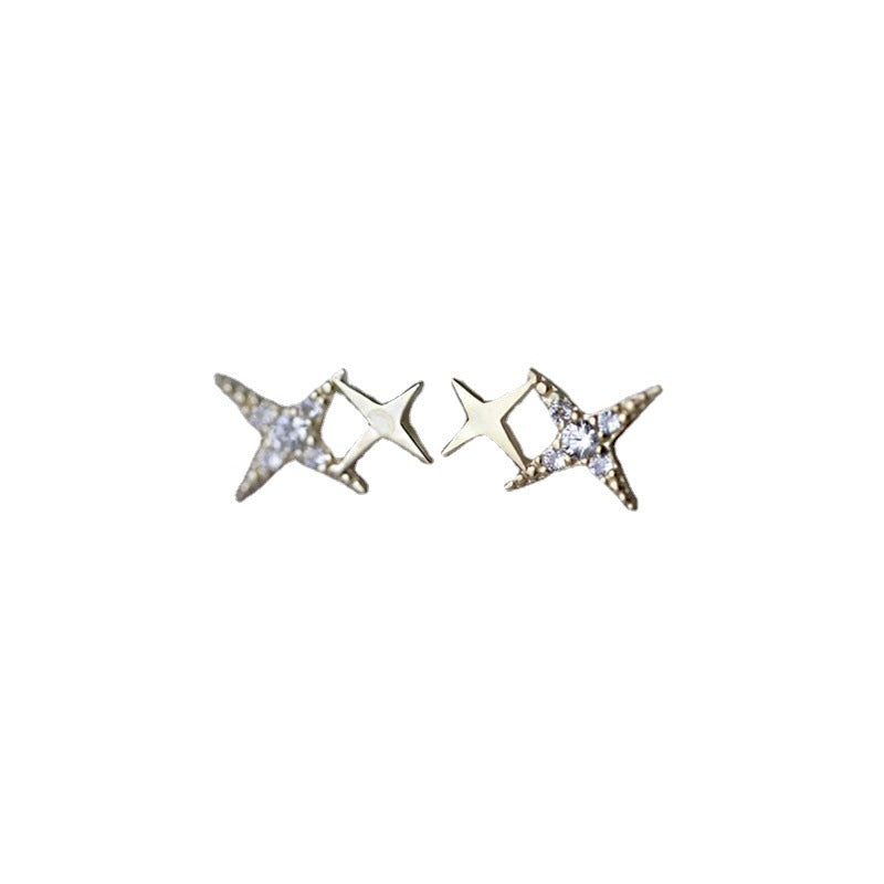 Classic Gold Earring with Timeless Appeal