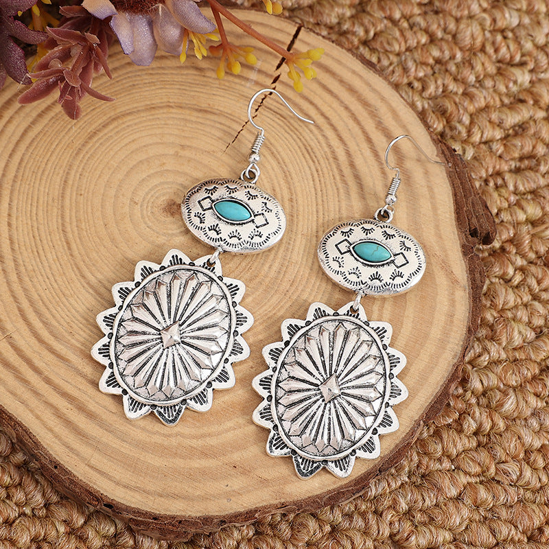 Classic Earring with Timeless Appeal