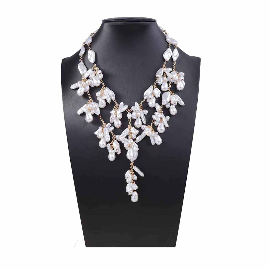 Beautiful Pearl Set with Unique Style