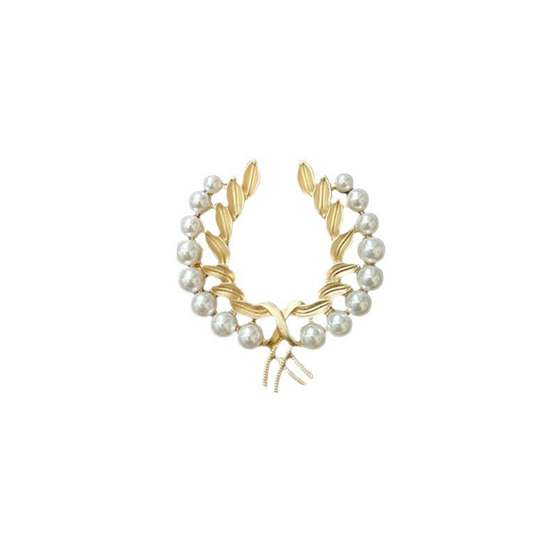 Romantic Pearl Piece for Special Moments