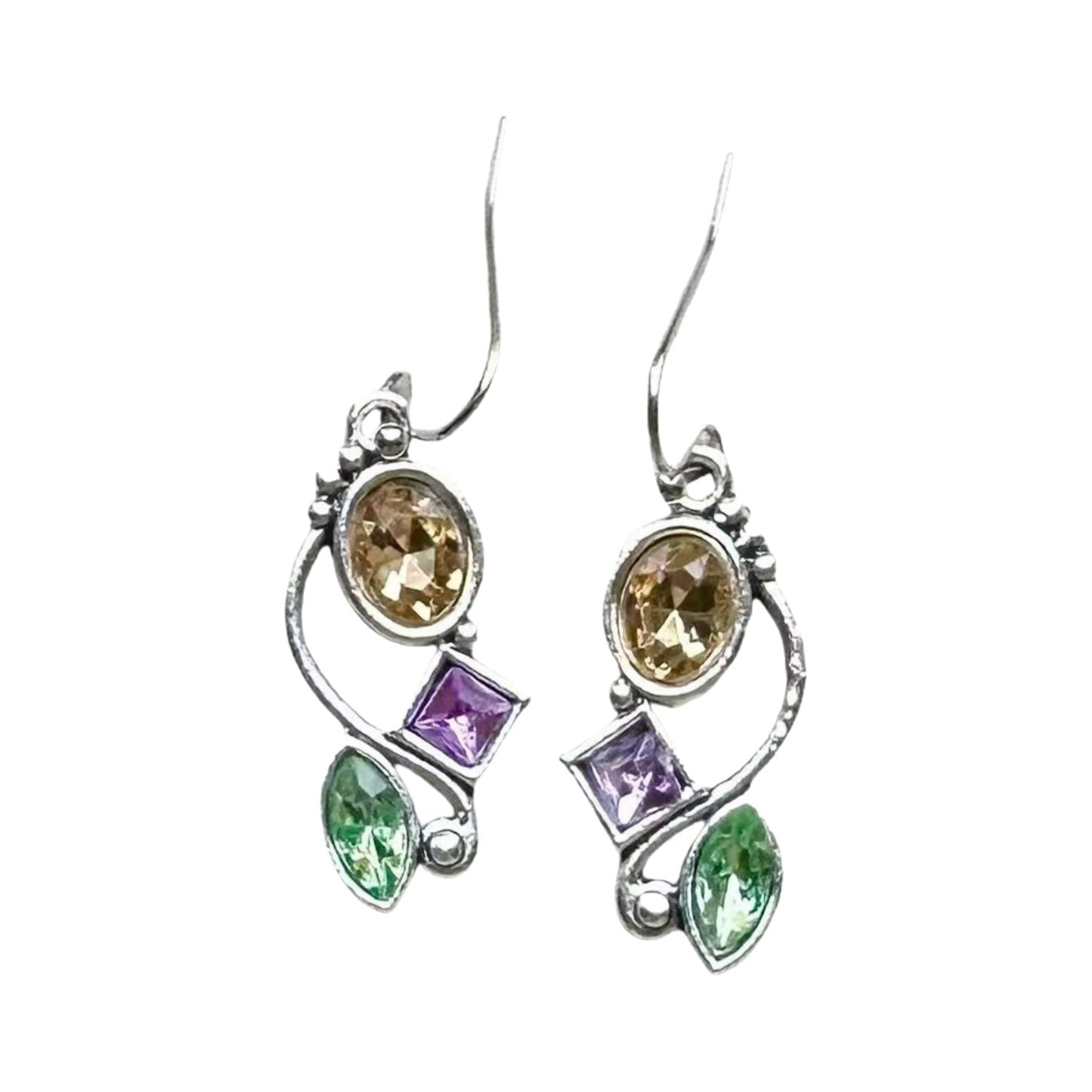 Classic Earring with Timeless Appeal