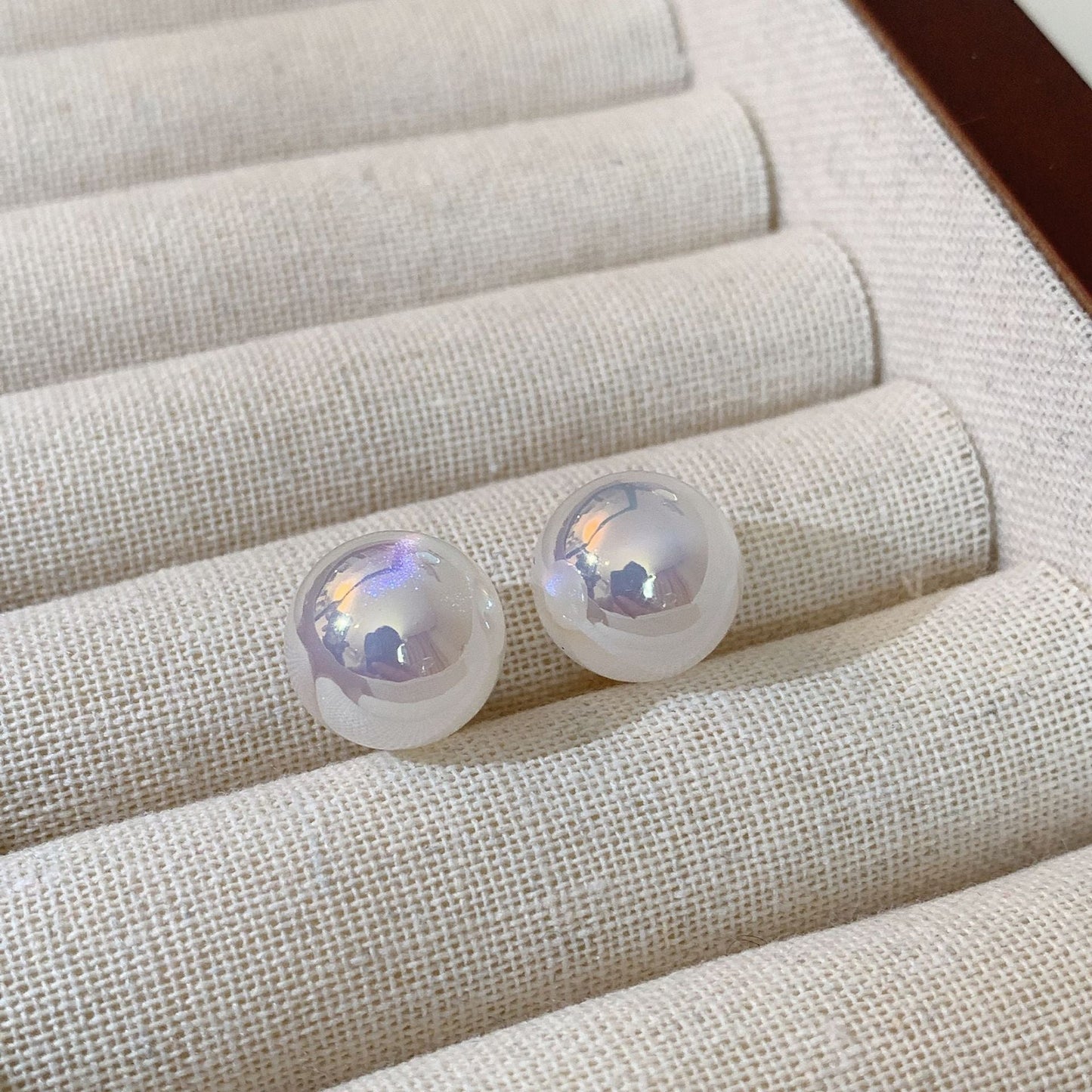 Romantic Pearl Earring for Special Moments