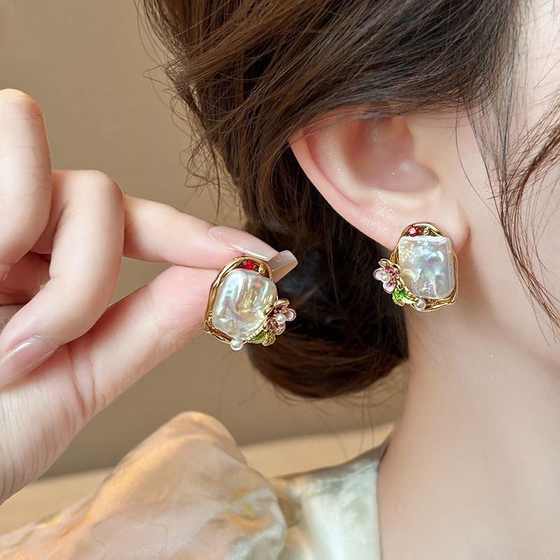 Elegant Pearl Earring for Every Occasion