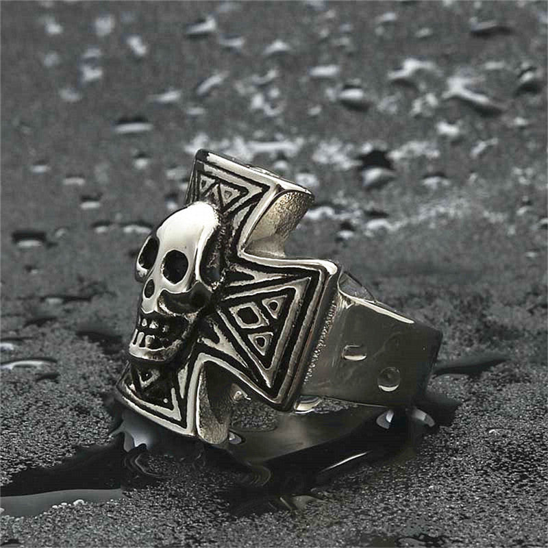 Classic Ring with Timeless Appeal