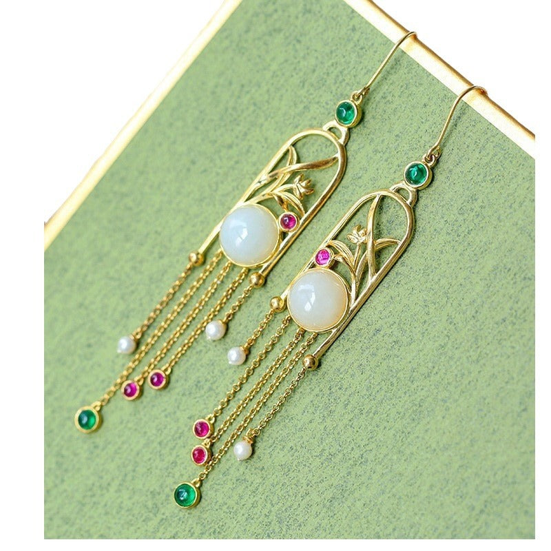 Beautiful Gold Earring with Unique Style