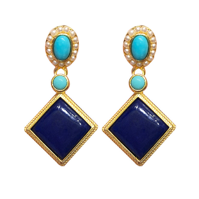Beautiful Silver Earring with Unique Style