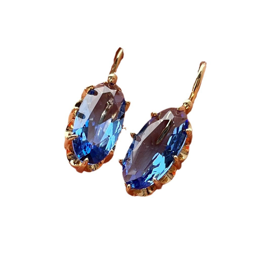 Classic Earring with Timeless Appeal